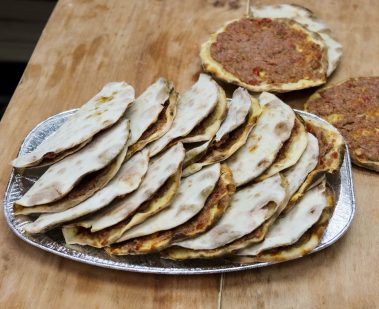 Lahm b3ajeen Lahm b3ajeen